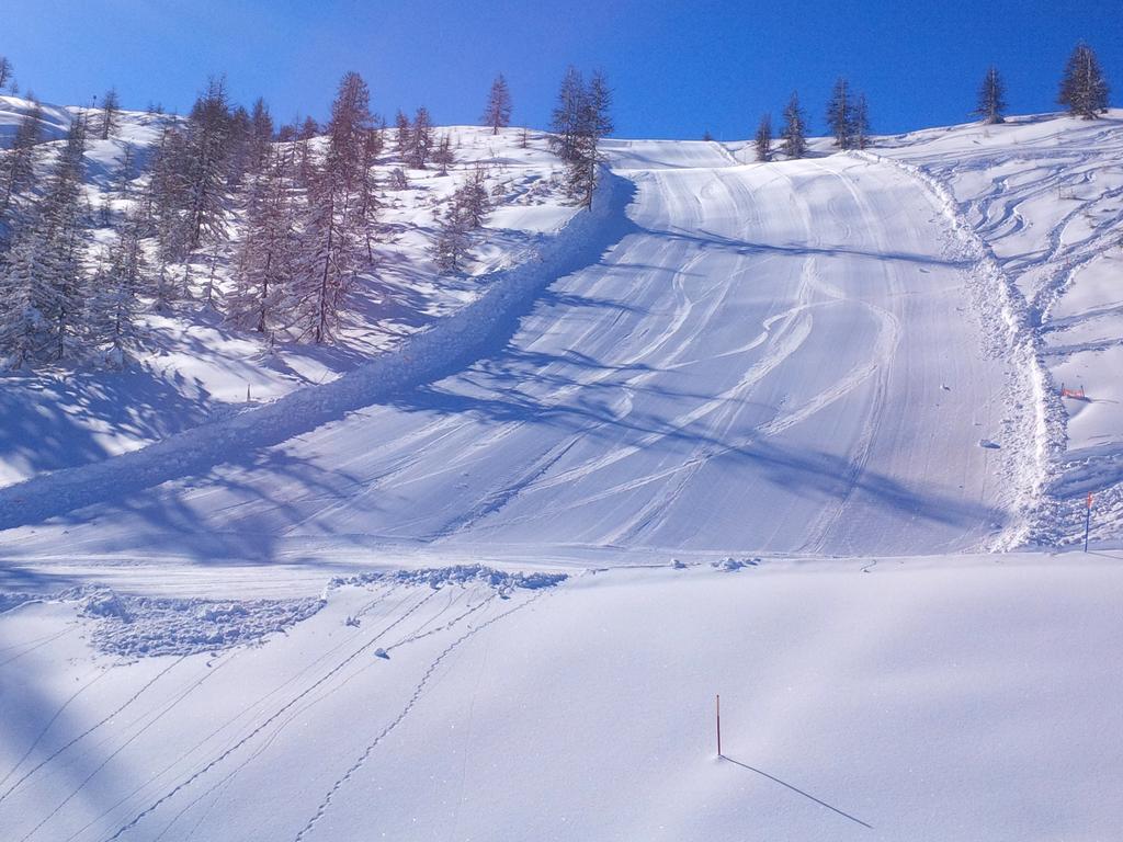 Hotel Shackleton Mountain Resort Сестриере Экстерьер фото