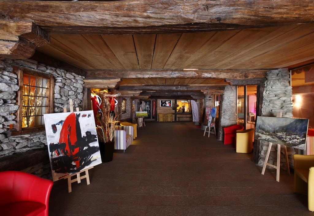 Hotel Shackleton Mountain Resort Сестриере Экстерьер фото