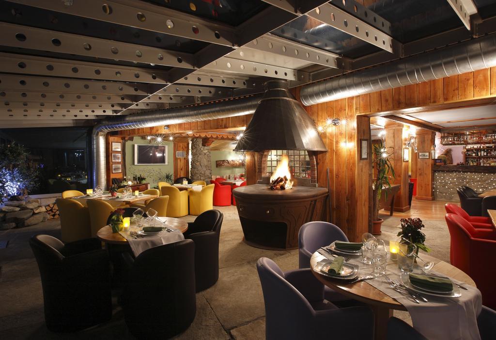 Hotel Shackleton Mountain Resort Сестриере Экстерьер фото