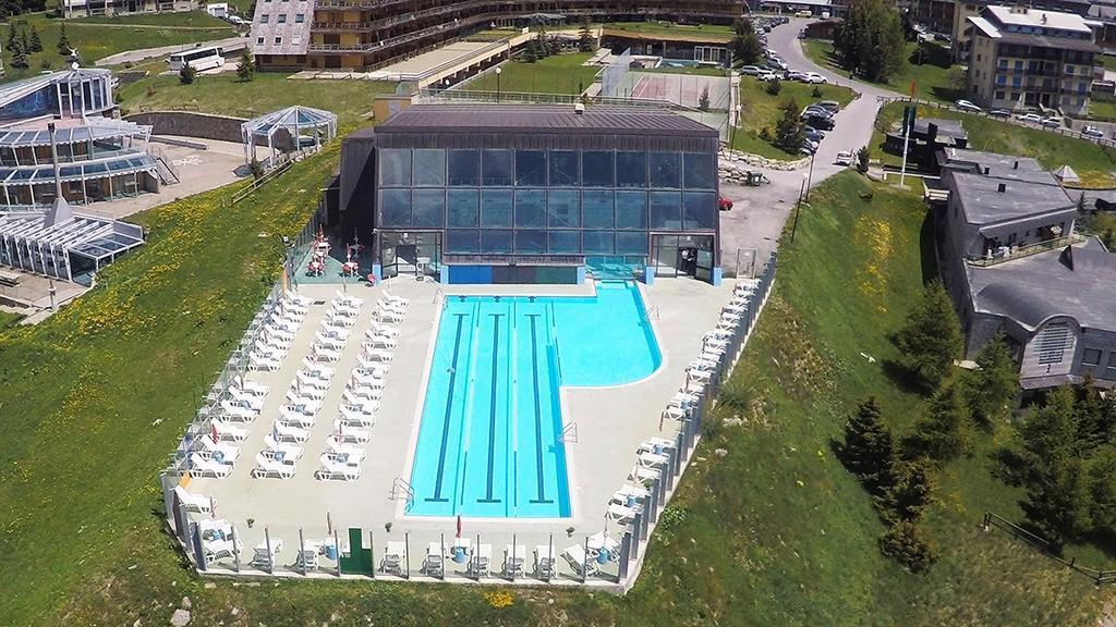 Hotel Shackleton Mountain Resort Сестриере Экстерьер фото